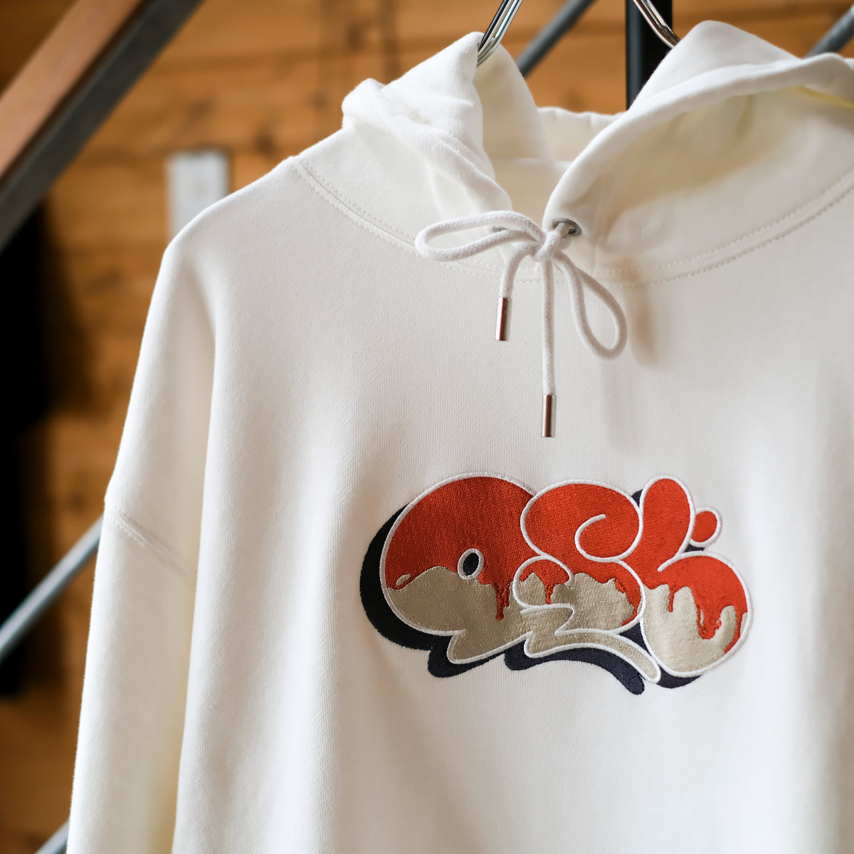 12.7oz ヘヴィーウェイトフーディー “QST HOODIE” – QUEST Clothing